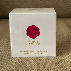 Vince Camuto Eau De Parfum Spray 1.0 Fl Oz. New in sealed box.